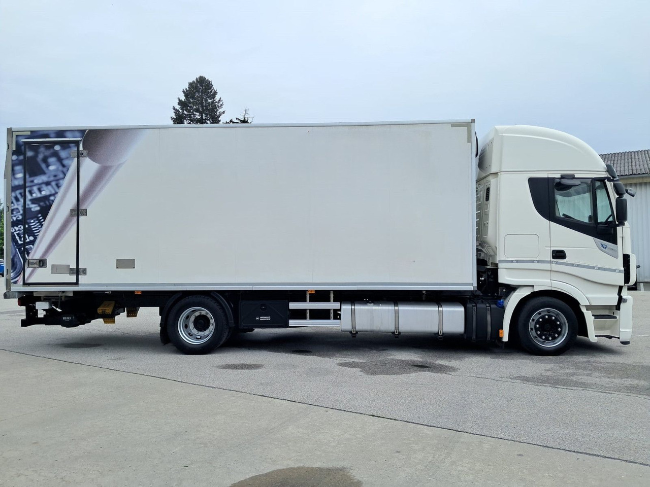 Iveco Stralis 460 Kühlkoffer | LBW | Klima | Retar - Рефрижератор вантажівка: фото 3 Iveco Stralis 460 Kühlkoffer | LBW | Klima | Retar - Рефрижератор вантажівка: фото 3