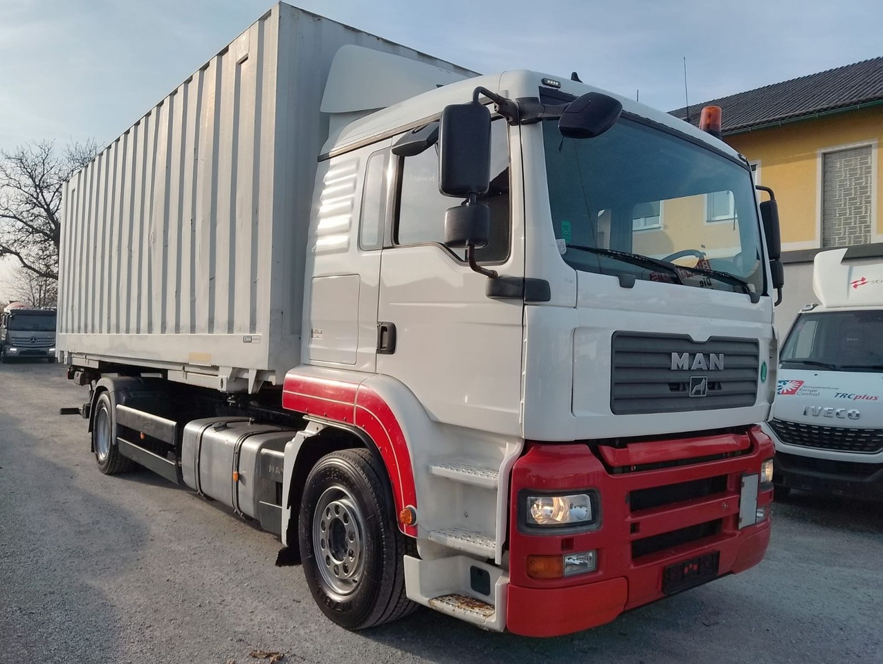 MAN TGA 18 320 - Контейнеровоз/ Змінний кузов вантажівка: фото 2 MAN TGA 18 320 - Контейнеровоз/ Змінний кузов вантажівка: фото 2