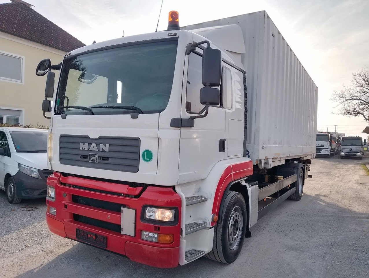 MAN TGA 18 320 - Контейнеровоз/ Змінний кузов вантажівка: фото 1 MAN TGA 18 320 - Контейнеровоз/ Змінний кузов вантажівка: фото 1
