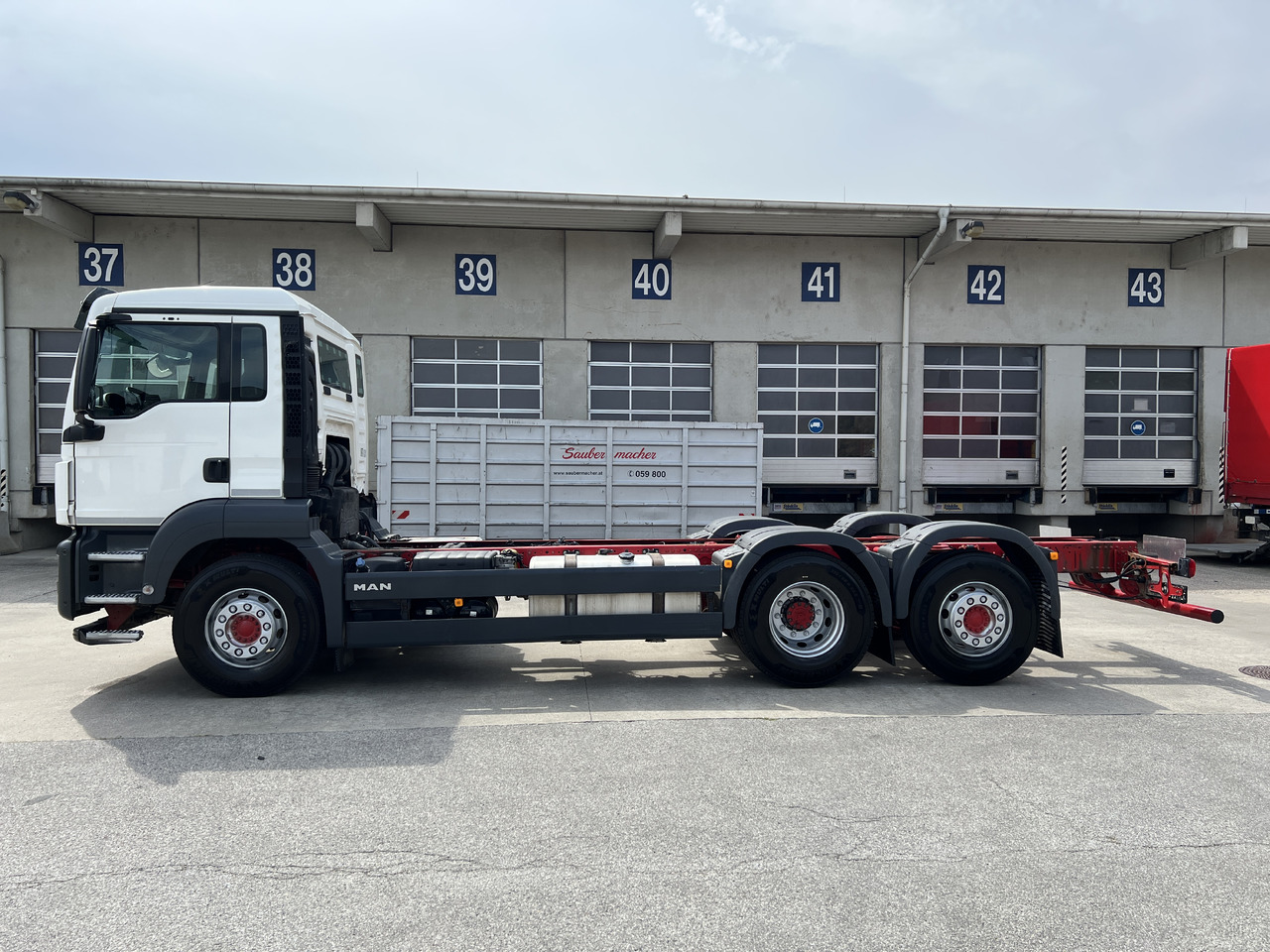 MAN TGS 26 510 Lenk-Liftachse | Retarder | Klima - Вантажівка шасі: фото 4 MAN TGS 26 510 Lenk-Liftachse | Retarder | Klima - Вантажівка шасі: фото 4