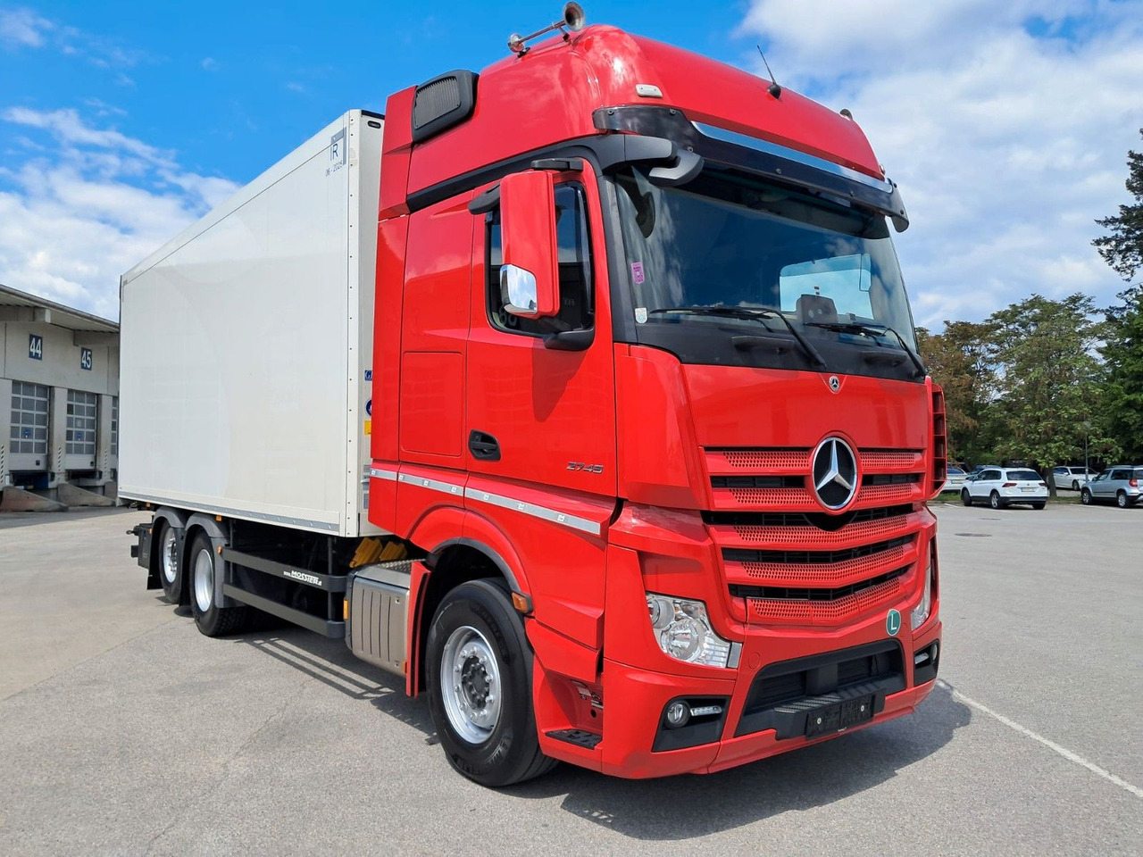 Mercedes-Benz Actros 2745 Kühlkoff | Standklima/heiz | Liftach - Рефрижератор вантажівка: фото 2 Mercedes-Benz Actros 2745 Kühlkoff | Standklima/heiz | Liftach - Рефрижератор вантажівка: фото 2