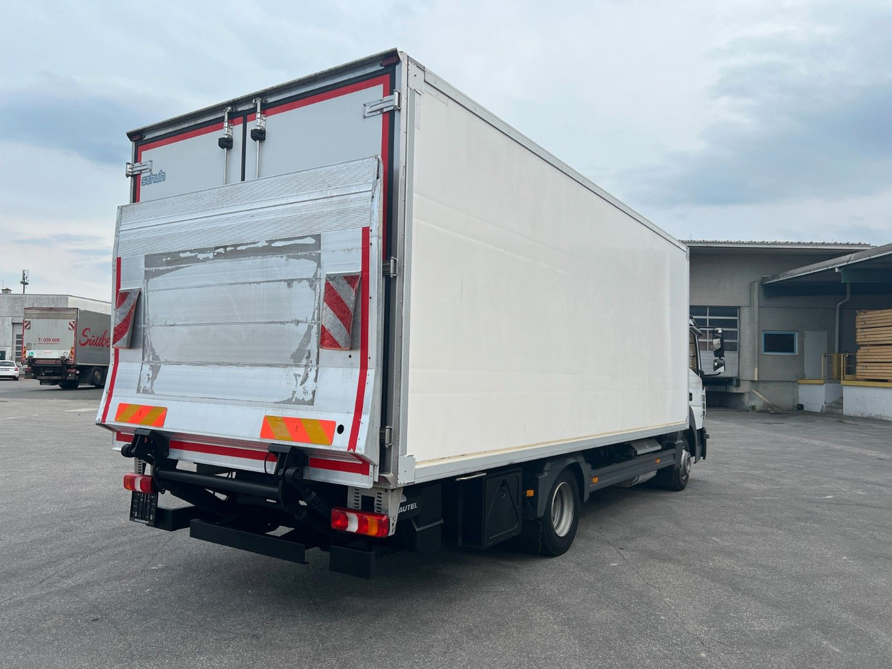 Mercedes-Benz Atego 8.21 Kühlkoffer LBW | Klima | Tempo | Dif - Рефрижератор вантажівка: фото 3 Mercedes-Benz Atego 8.21 Kühlkoffer LBW | Klima | Tempo | Dif - Рефрижератор вантажівка: фото 3