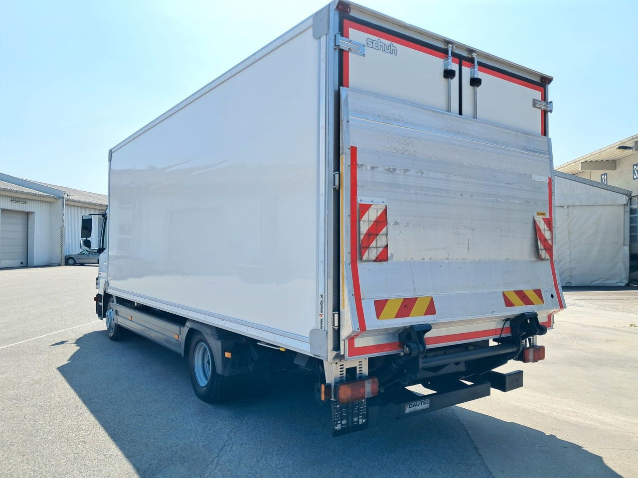 Mercedes-Benz Atego 824 Kühlkoffer | LBW | Klima | Diff - Рефрижератор вантажівка: фото 5 Mercedes-Benz Atego 824 Kühlkoffer | LBW | Klima | Diff - Рефрижератор вантажівка: фото 5