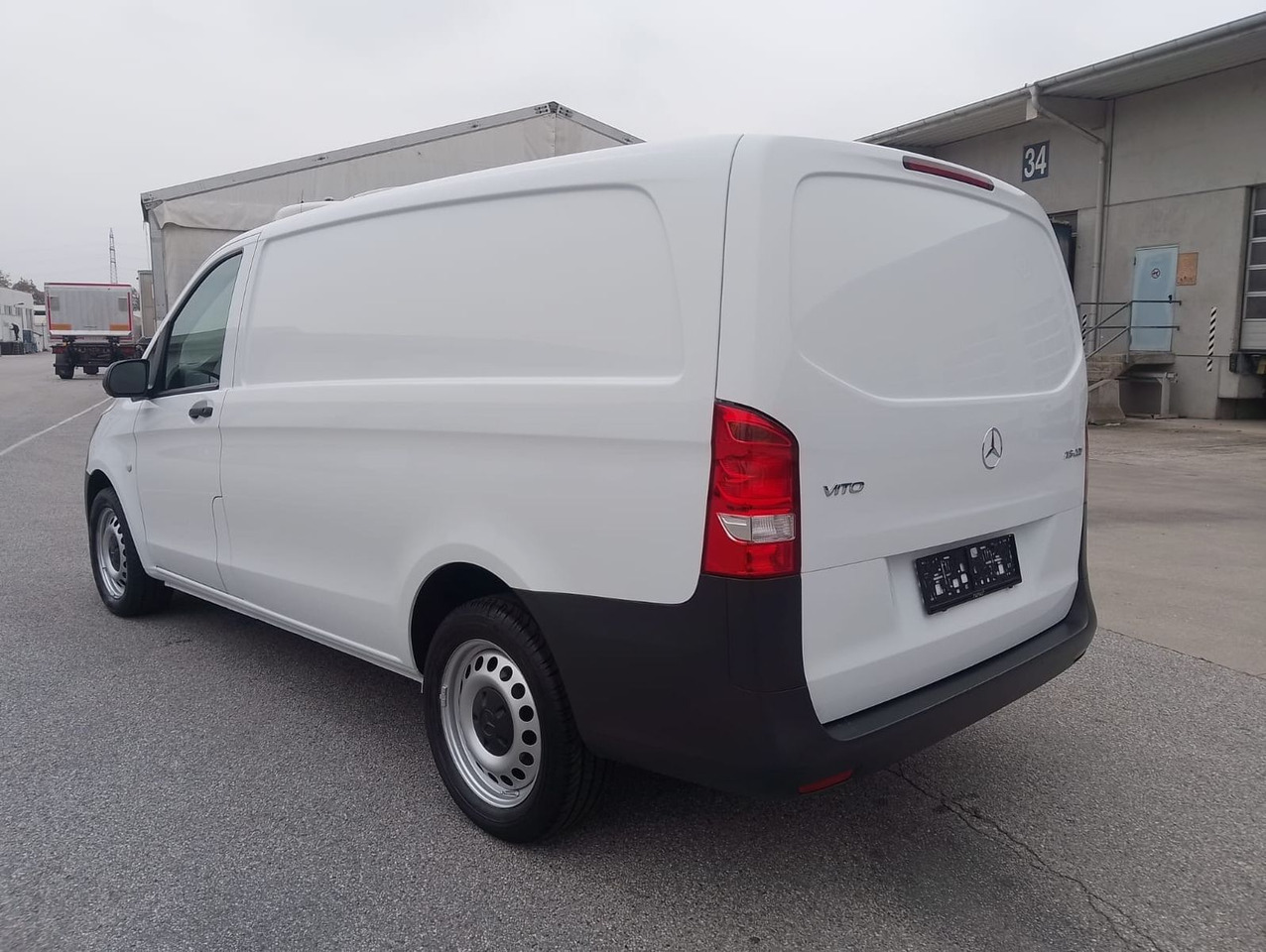 Mercedes-Benz VITO 116 CDI - Суцільнометалевий фургон: фото 4 Mercedes-Benz VITO 116 CDI - Суцільнометалевий фургон: фото 4