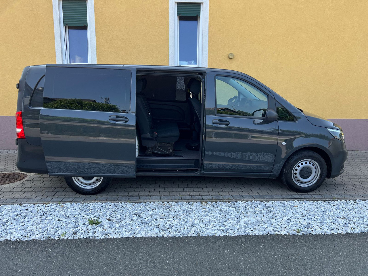 Mercedes-Benz Vito 114 lang | Klima | Schiebetür | Tempomat - Вантажопасажирський фургон: фото 4 Mercedes-Benz Vito 114 lang | Klima | Schiebetür | Tempomat - Вантажопасажирський фургон: фото 4