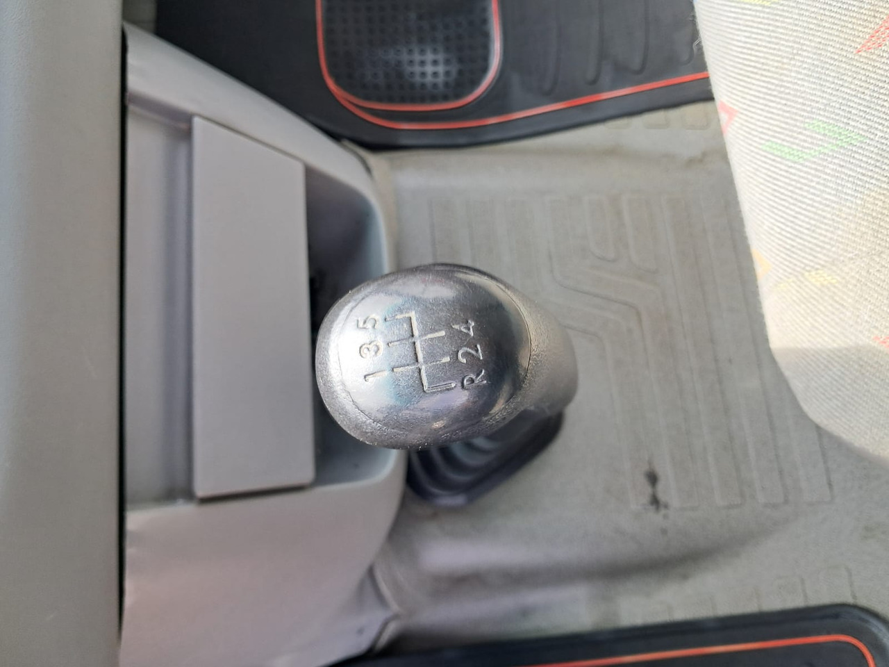 Фургон з закритим кузовом VOLKSWAGEN LT 46-35 2.5 TDI: фото 21