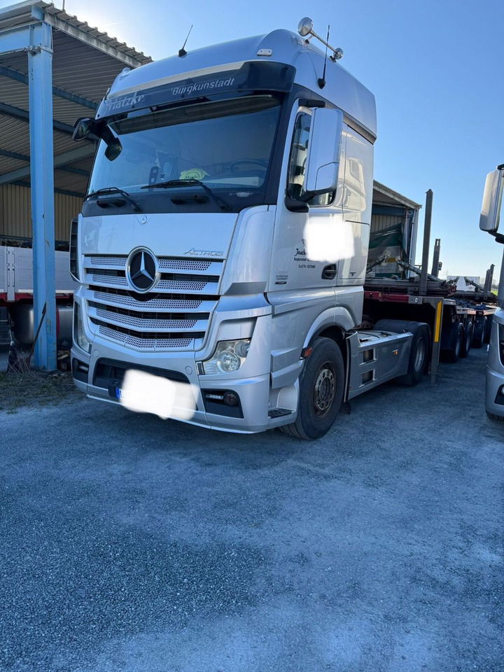 Mercedes-Benz Actros 1851 TÜV NEU TOP ZUSTAND - Тягач: фото 2 Mercedes-Benz Actros 1851 TÜV NEU TOP ZUSTAND - Тягач: фото 2