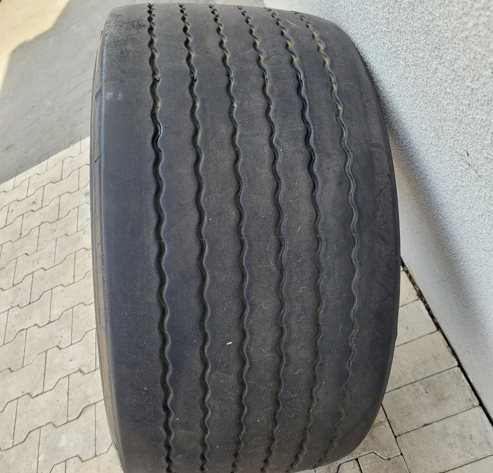 435/50 R19.5 DUNLOP SP252 - Шини і диски в категорії Вантажівки: фото 2 435/50 R19.5 DUNLOP SP252 - Шини і диски в категорії Вантажівки: фото 2