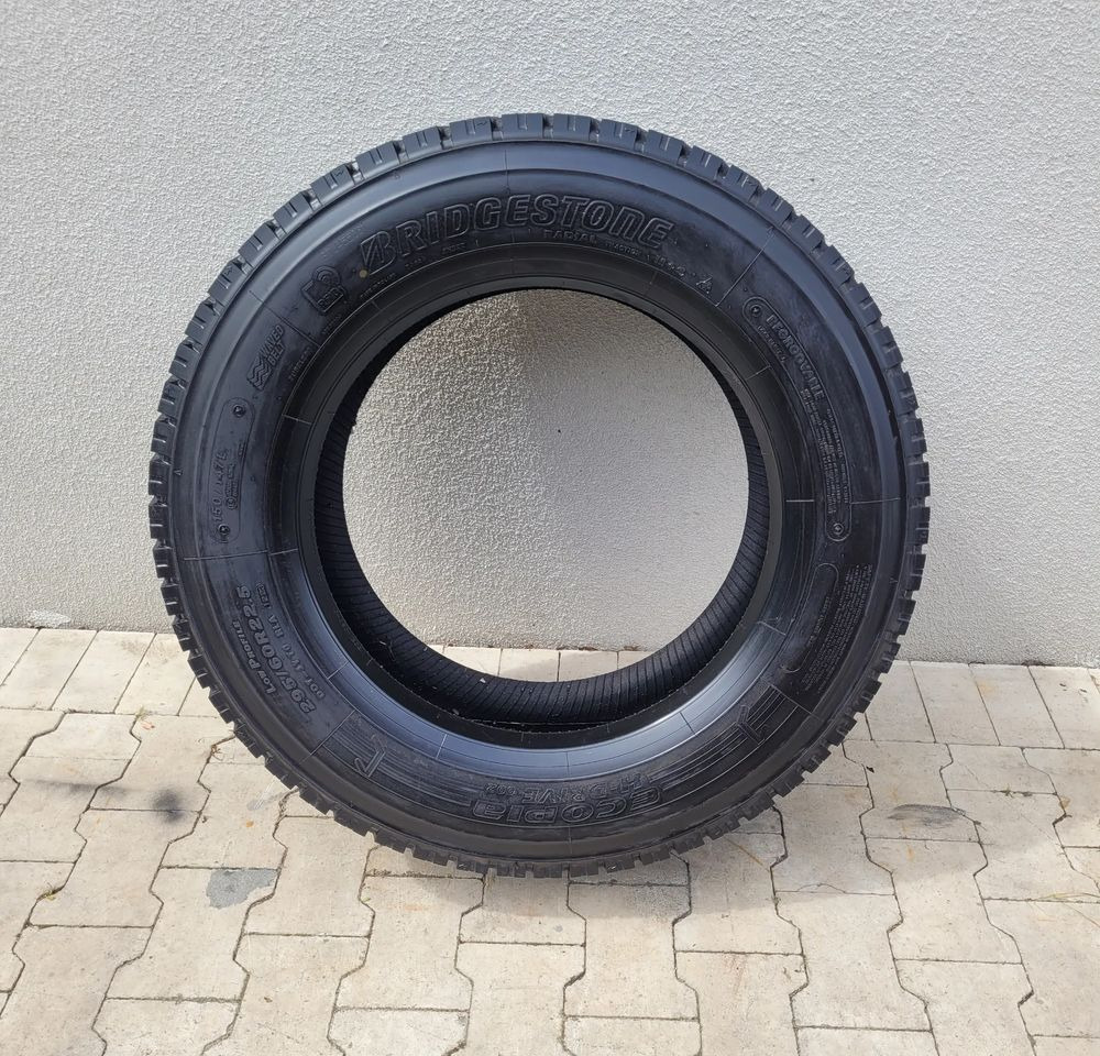 BRIDGESTON ECOPIA H DRIVE 295/60R22.5 2023R - Шина в категорії Вантажівки: фото 1 BRIDGESTON ECOPIA H DRIVE 295/60R22.5 2023R - Шина в категорії Вантажівки: фото 1