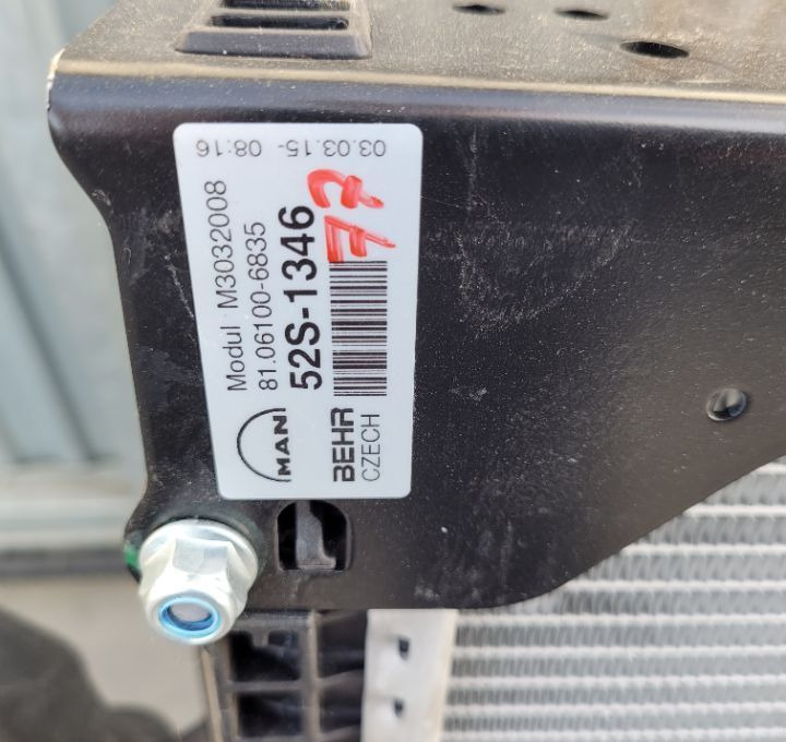 CHŁODNICA WODY MAN TGS TGA NOWA ORYGINAŁ 81.6100-6835 - Радіатор в категорії Вантажівки: фото 3 CHŁODNICA WODY MAN TGS TGA NOWA ORYGINAŁ 81.6100-6835 - Радіатор в категорії Вантажівки: фото 3