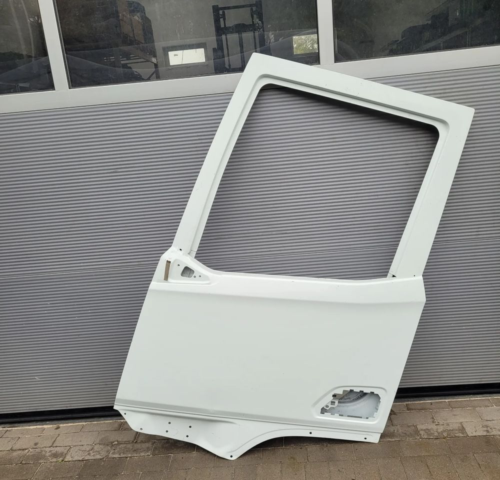 DRZWI DAF XG XG XF NM.LEWE ORYGINAŁ NIEMALOWANE CHWALIM116 - Двері та запчастини в категорії Вантажівки: фото 1 DRZWI DAF XG XG XF NM.LEWE ORYGINAŁ NIEMALOWANE CHWALIM116 - Двері та запчастини в категорії Вантажівки: фото 1