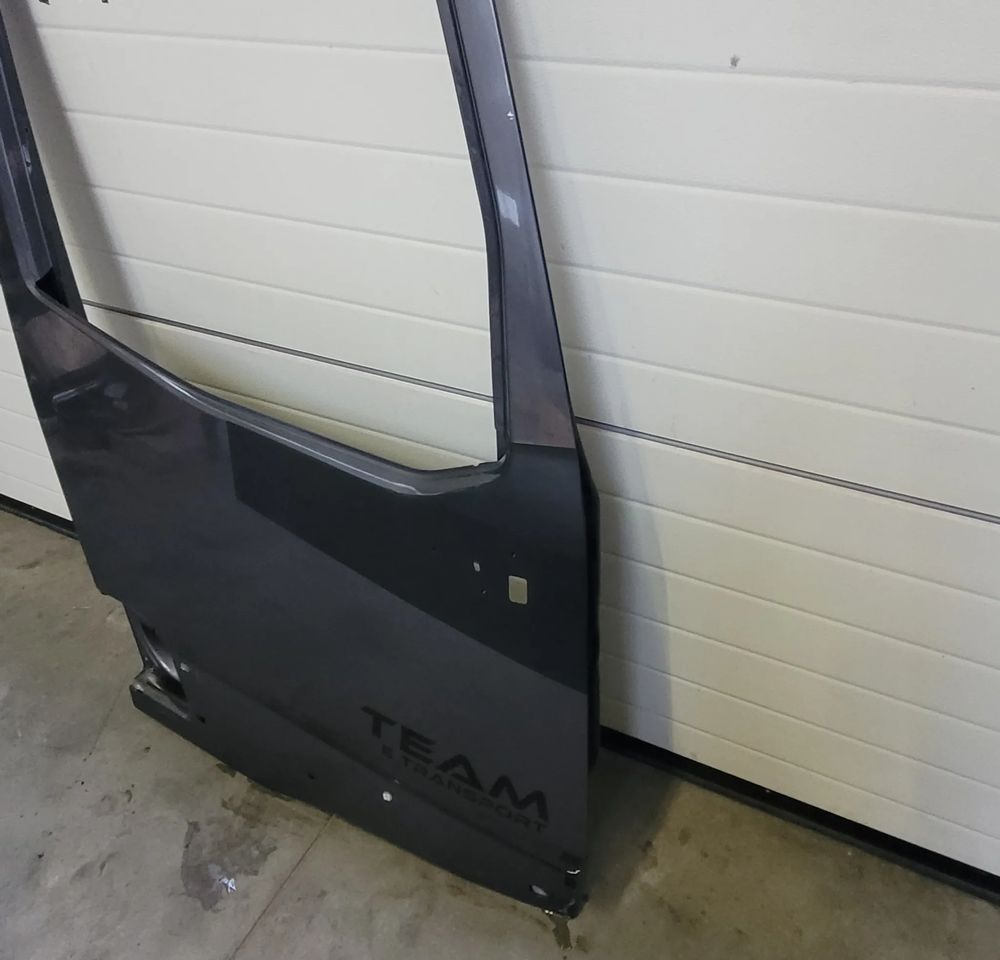 DRZWI RENAULT RANGE T GAMA ORYGINAŁ CHWALIM116 - Кузов і екстер'єр в категорії Вантажівки: фото 3 DRZWI RENAULT RANGE T GAMA ORYGINAŁ CHWALIM116 - Кузов і екстер'єр в категорії Вантажівки: фото 3