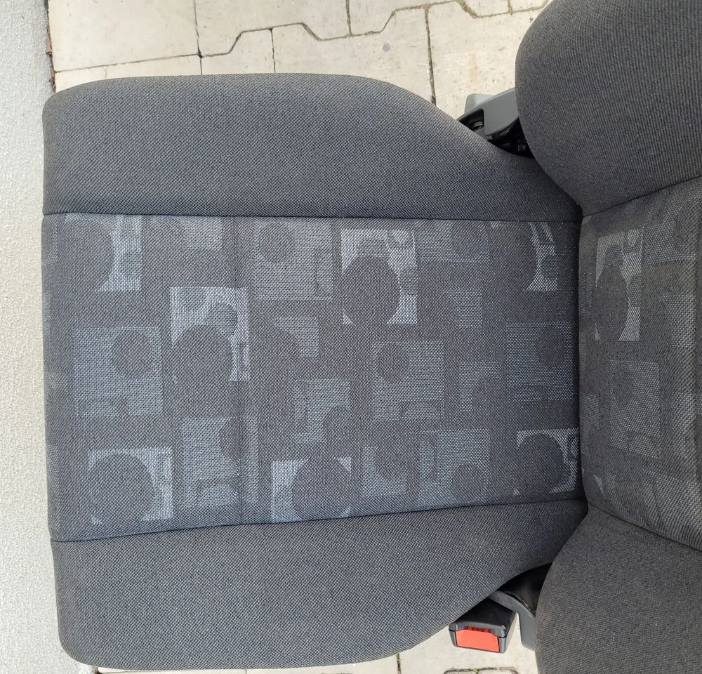 FOTEL PRAWY MERCEDES ACTROS AXOR NOWY ORYGINAŁ CHWALIM116 - Сидіння в категорії Вантажівки: фото 4 FOTEL PRAWY MERCEDES ACTROS AXOR NOWY ORYGINAŁ CHWALIM116 - Сидіння в категорії Вантажівки: фото 4