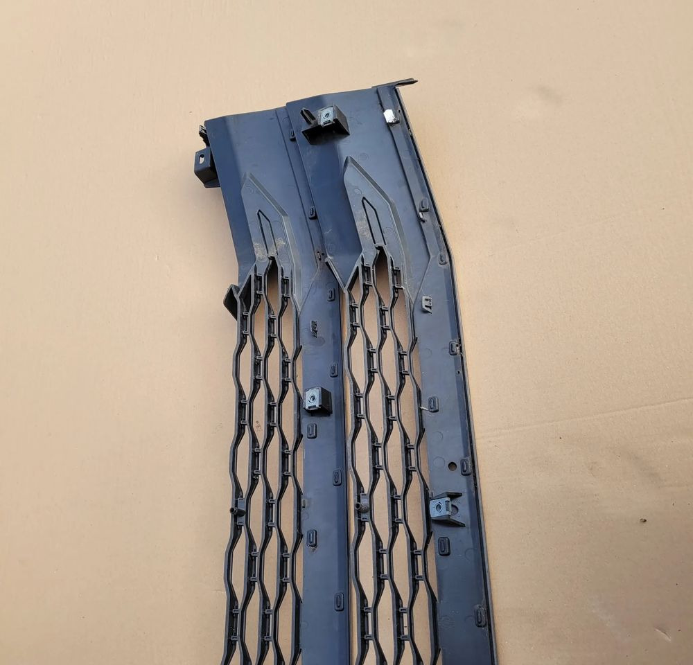 GRILL ATRAPA DAF XG XF ORYGINAŁ . 2250145 CHWALIM116 - Решітка радіатора в категорії Вантажівки: фото 4 GRILL ATRAPA DAF XG XF ORYGINAŁ . 2250145 CHWALIM116 - Решітка радіатора в категорії Вантажівки: фото 4