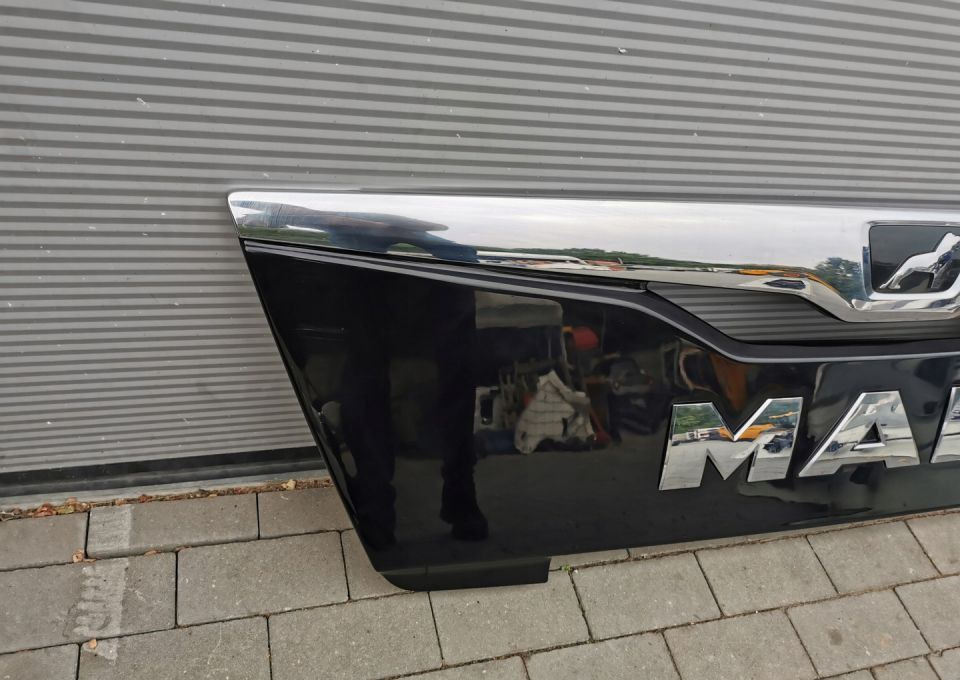 GRILL MAN TGX E6 LIFT 81.61150-6106 - Решітка радіатора в категорії Вантажівки: фото 3 GRILL MAN TGX E6 LIFT 81.61150-6106 - Решітка радіатора в категорії Вантажівки: фото 3