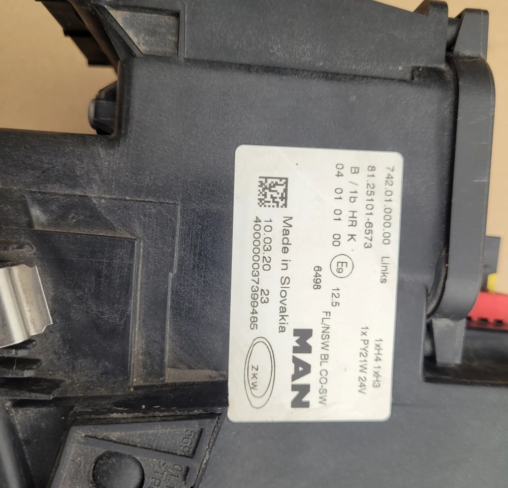 HALOGEN LEWY MAN TGL E6 ORYGINAL 81.25101-6573 CHWALIM116 - Світло/ Освітлення в категорії Вантажівки: фото 4 HALOGEN LEWY MAN TGL E6 ORYGINAL 81.25101-6573 CHWALIM116 - Світло/ Освітлення в категорії Вантажівки: фото 4