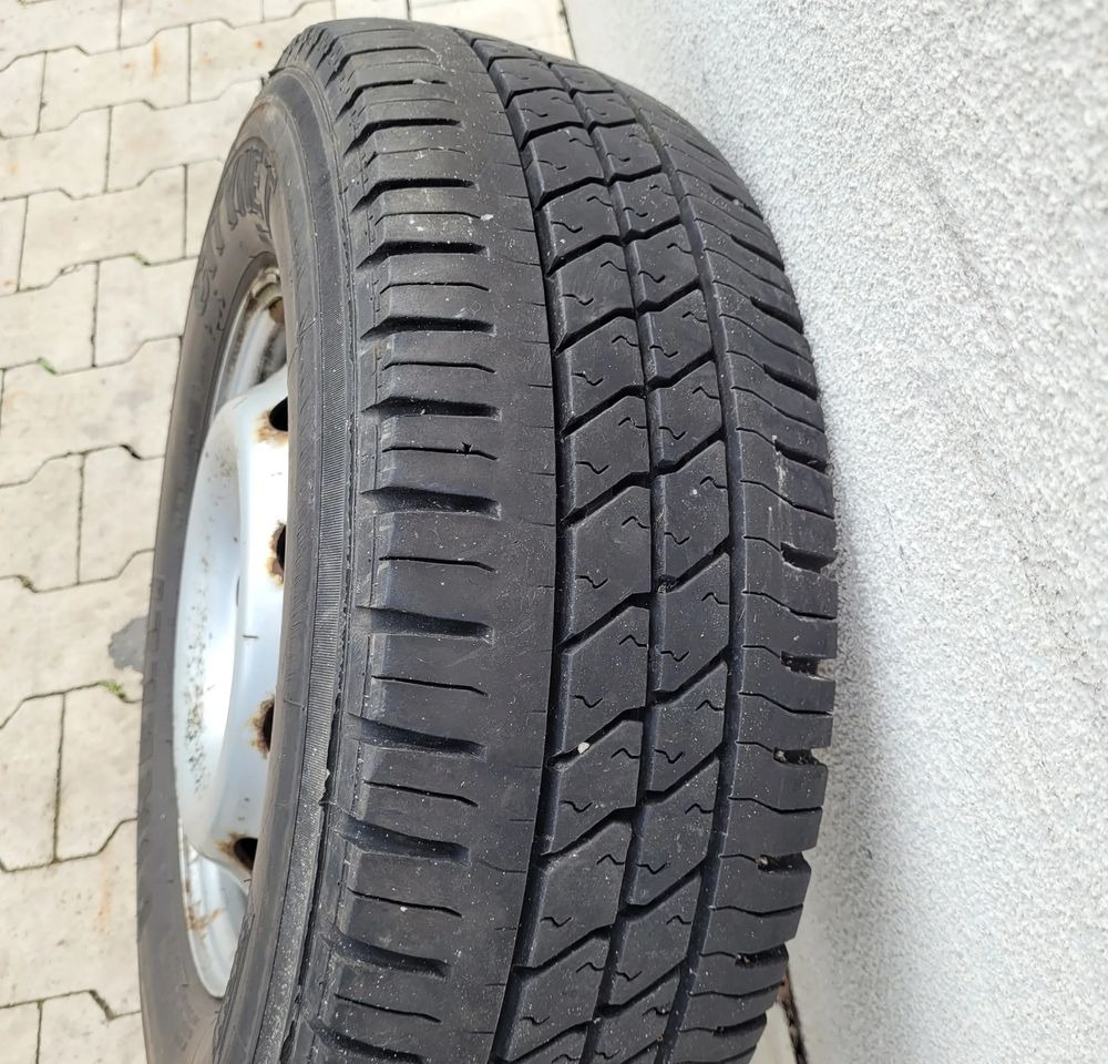 KOŁO ZAPAS IVECO DAILY 225/70R15C PIRELLI - Шини і диски в категорії Вантажівки: фото 5 KOŁO ZAPAS IVECO DAILY 225/70R15C PIRELLI - Шини і диски в категорії Вантажівки: фото 5