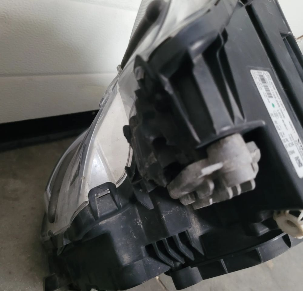 LAMPA LED LH. VOLVO FH5 23752680 ORYGINAŁ CHWALIM116 - Світло/ Освітлення в категорії Вантажівки: фото 4 LAMPA LED LH. VOLVO FH5 23752680 ORYGINAŁ CHWALIM116 - Світло/ Освітлення в категорії Вантажівки: фото 4