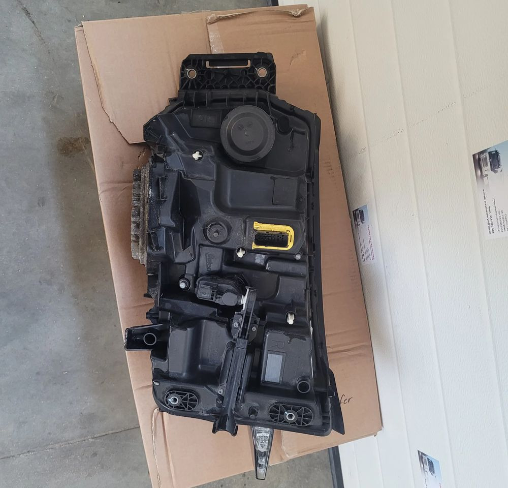 LAMPA LED RENAULT RANGE T GAMA EVO ORYGINAŁ RH L351645 CHWALIM116 - Кузов і екстер'єр в категорії Вантажівки: фото 3 LAMPA LED RENAULT RANGE T GAMA EVO ORYGINAŁ RH L351645 CHWALIM116 - Кузов і екстер'єр в категорії Вантажівки: фото 3