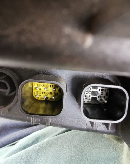 LAMPA MAN TGX E6 LIFT LH. MOCNY LED ORYGINAŁ - Світло/ Освітлення в категорії Вантажівки: фото 3 LAMPA MAN TGX E6 LIFT LH. MOCNY LED ORYGINAŁ - Світло/ Освітлення в категорії Вантажівки: фото 3