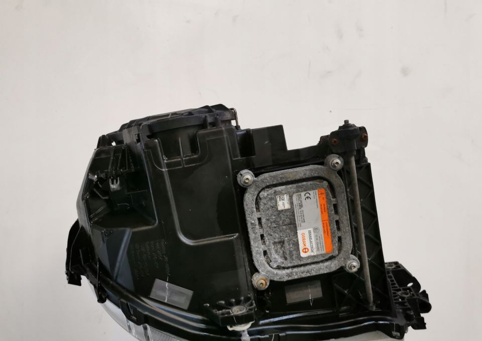 LAMPA MERCEDES ACTROS ANTOS XENON mp4 A9608202639 - Передня фара в категорії Вантажівки: фото 3 LAMPA MERCEDES ACTROS ANTOS XENON mp4 A9608202639 - Передня фара в категорії Вантажівки: фото 3