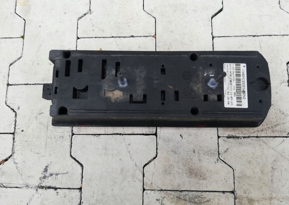 LAMPA TYLNA MERCEDES ACTROS MP4 - Задній ліхтар в категорії Вантажівки: фото 2 LAMPA TYLNA MERCEDES ACTROS MP4 - Задній ліхтар в категорії Вантажівки: фото 2