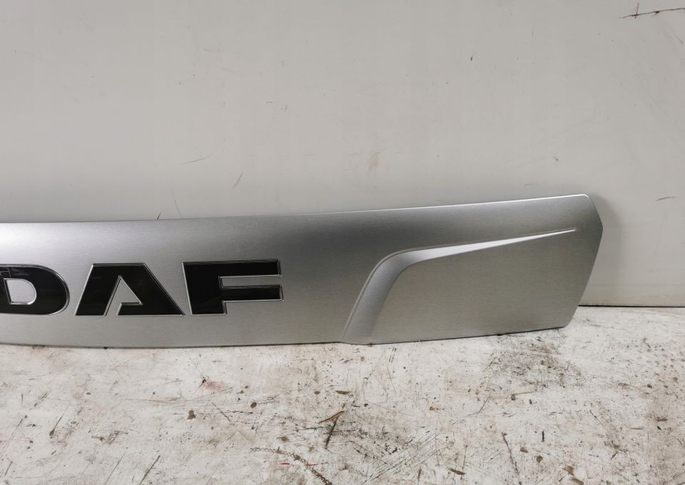 LOGO GRILL DAF LF LIFT ORYGINAŁ ACAB536 - Капот: фото 3 LOGO GRILL DAF LF LIFT ORYGINAŁ ACAB536 - Капот: фото 3
