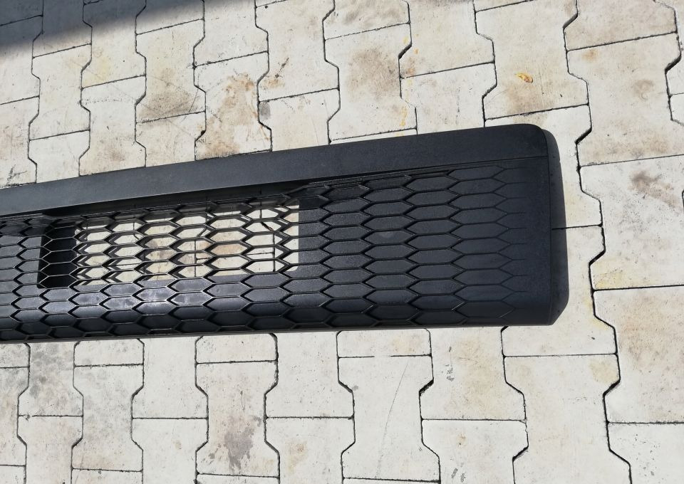 MASKA GRILL ATRAPA VOLVO FL FE 82523575 NOWY ORYG. - Решітка радіатора в категорії Вантажівки: фото 3 MASKA GRILL ATRAPA VOLVO FL FE 82523575 NOWY ORYG. - Решітка радіатора в категорії Вантажівки: фото 3