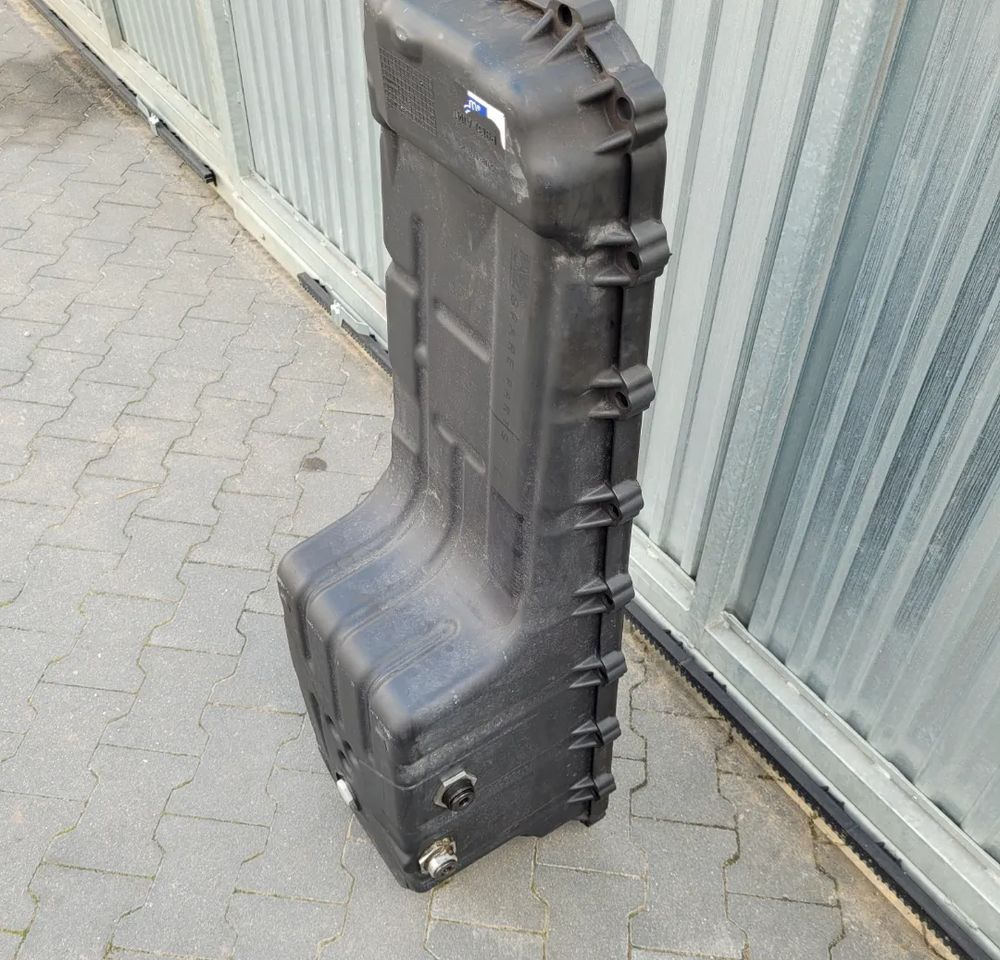 MISKA OLEJOWA RENAULT GAMA VOLVO FH 13 LITRÓW - Двигун в категорії Вантажівки: фото 3 MISKA OLEJOWA RENAULT GAMA VOLVO FH 13 LITRÓW - Двигун в категорії Вантажівки: фото 3