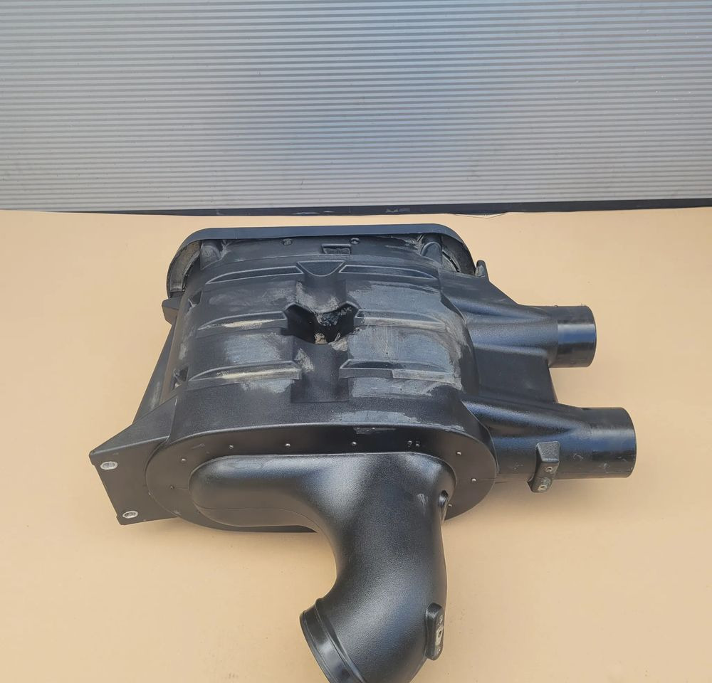 OBUDOWA FILTRA POWIETRZA MERCEDES ACTROS A0180948502 CHWALIM116 - Повітряний фільтр в категорії Вантажівки: фото 2 OBUDOWA FILTRA POWIETRZA MERCEDES ACTROS A0180948502 CHWALIM116 - Повітряний фільтр в категорії Вантажівки: фото 2