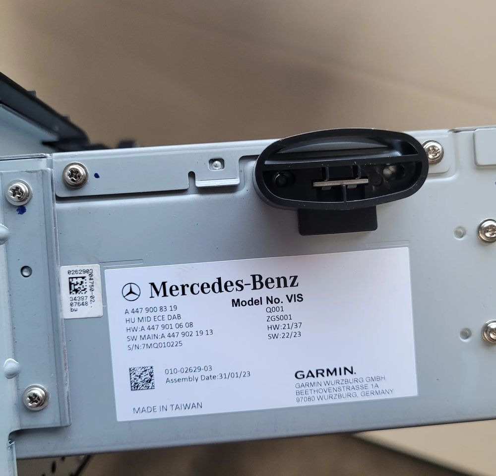 RADIO GARMIN MERCRDES VITO A4479008319 CHWALIM116 - Електрична система в категорії Kомерційні автомобілі: фото 3 RADIO GARMIN MERCRDES VITO A4479008319 CHWALIM116 - Електрична система в категорії Kомерційні автомобілі: фото 3