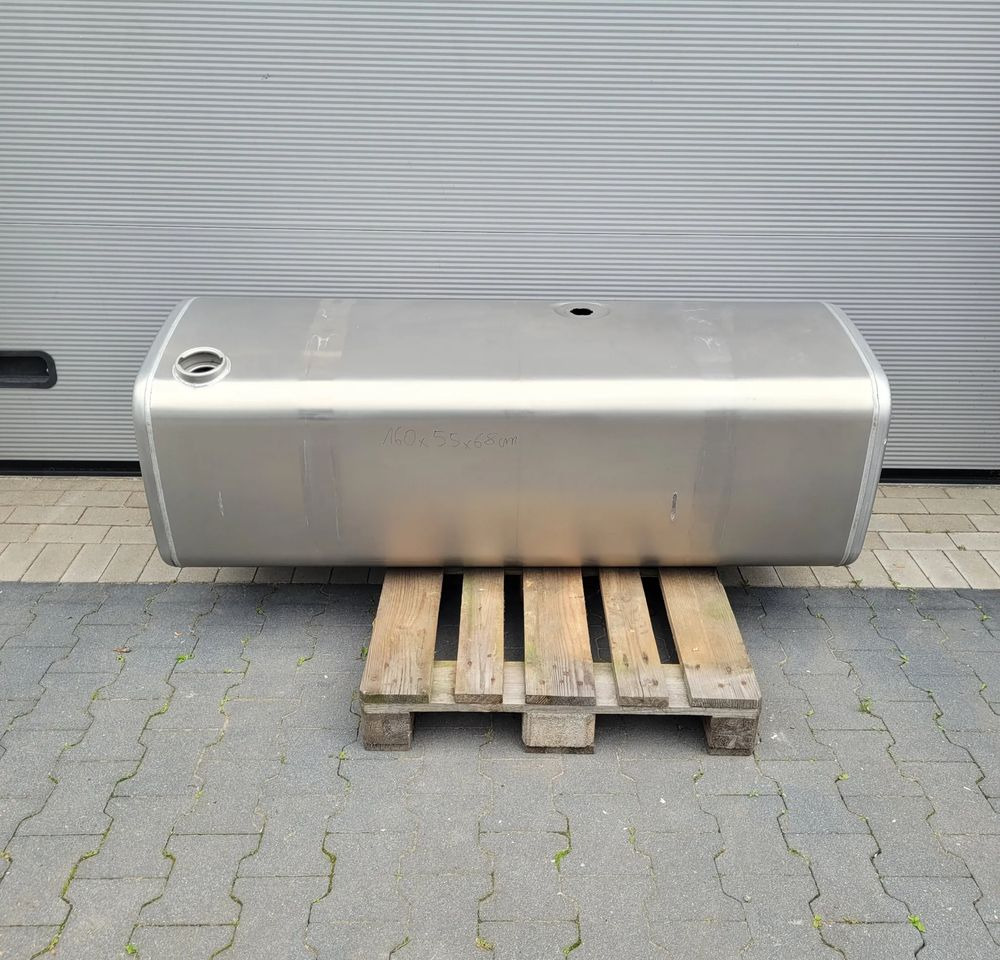 ZBIORNIK PALIWA VOLVO FH4 FH5 GAMA 160x55x68cm 505L 21516480 CHWALIM116 - Паливний бак в категорії Вантажівки: фото 1 ZBIORNIK PALIWA VOLVO FH4 FH5 GAMA 160x55x68cm 505L 21516480 CHWALIM116 - Паливний бак в категорії Вантажівки: фото 1