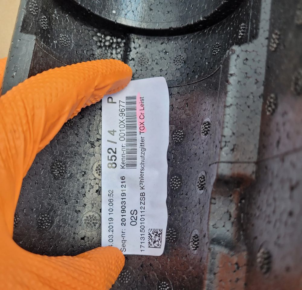 ZDERZAK MAN TGX E6 CHROM LIFT NOWY ORYGINAŁ CHWALIM116 - Бампер в категорії Вантажівки: фото 4 ZDERZAK MAN TGX E6 CHROM LIFT NOWY ORYGINAŁ CHWALIM116 - Бампер в категорії Вантажівки: фото 4