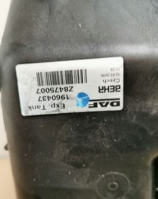 Zbiorniczek wyrównawczy DAF XF 106 - Розширювальний бачок в категорії Вантажівки: фото 3 Zbiorniczek wyrównawczy DAF XF 106 - Розширювальний бачок в категорії Вантажівки: фото 3