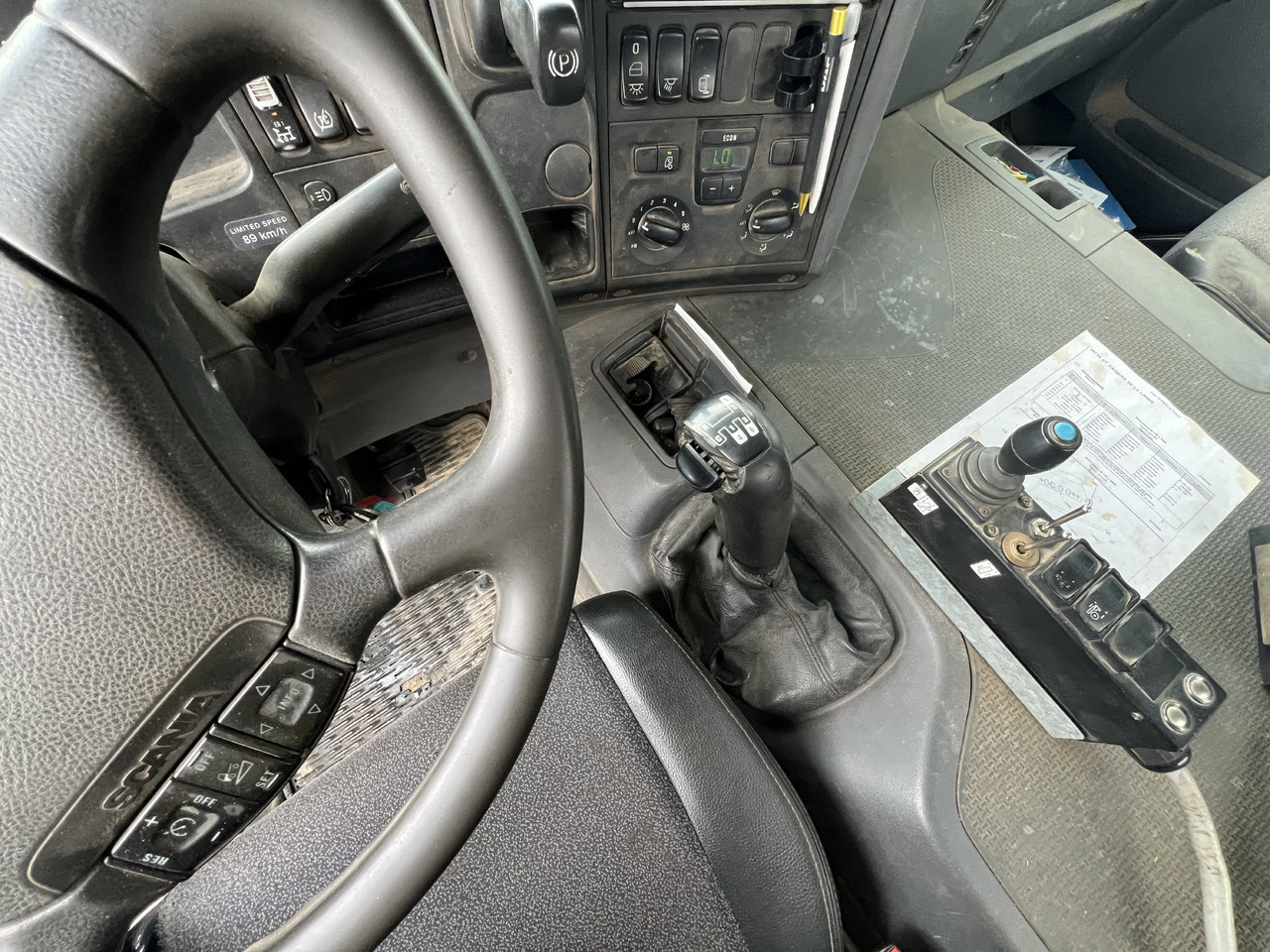 SCANIA 8x4 - Гаковий мультиліфт вантажівка: фото 5 SCANIA 8x4 - Гаковий мультиліфт вантажівка: фото 5