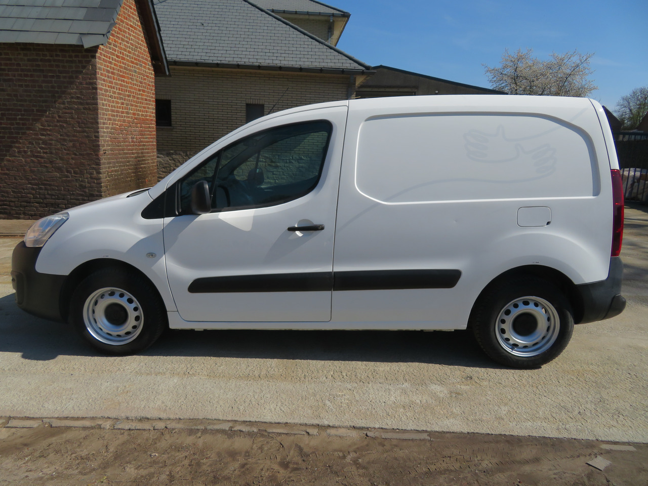 CITROËN Berlingo 1.6 BlueHDi CLUB - Суцільнометалевий фургон: фото 4 CITROËN Berlingo 1.6 BlueHDi CLUB - Суцільнометалевий фургон: фото 4