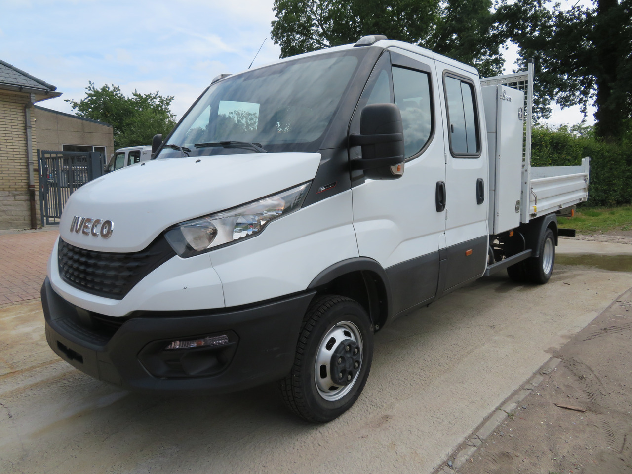 IVECO Daily 35C16 3.0 Dubbel cabine - Малотоннажний самоскид, Вантажопасажирський фургон: фото 3 IVECO Daily 35C16 3.0 Dubbel cabine - Малотоннажний самоскид, Вантажопасажирський фургон: фото 3