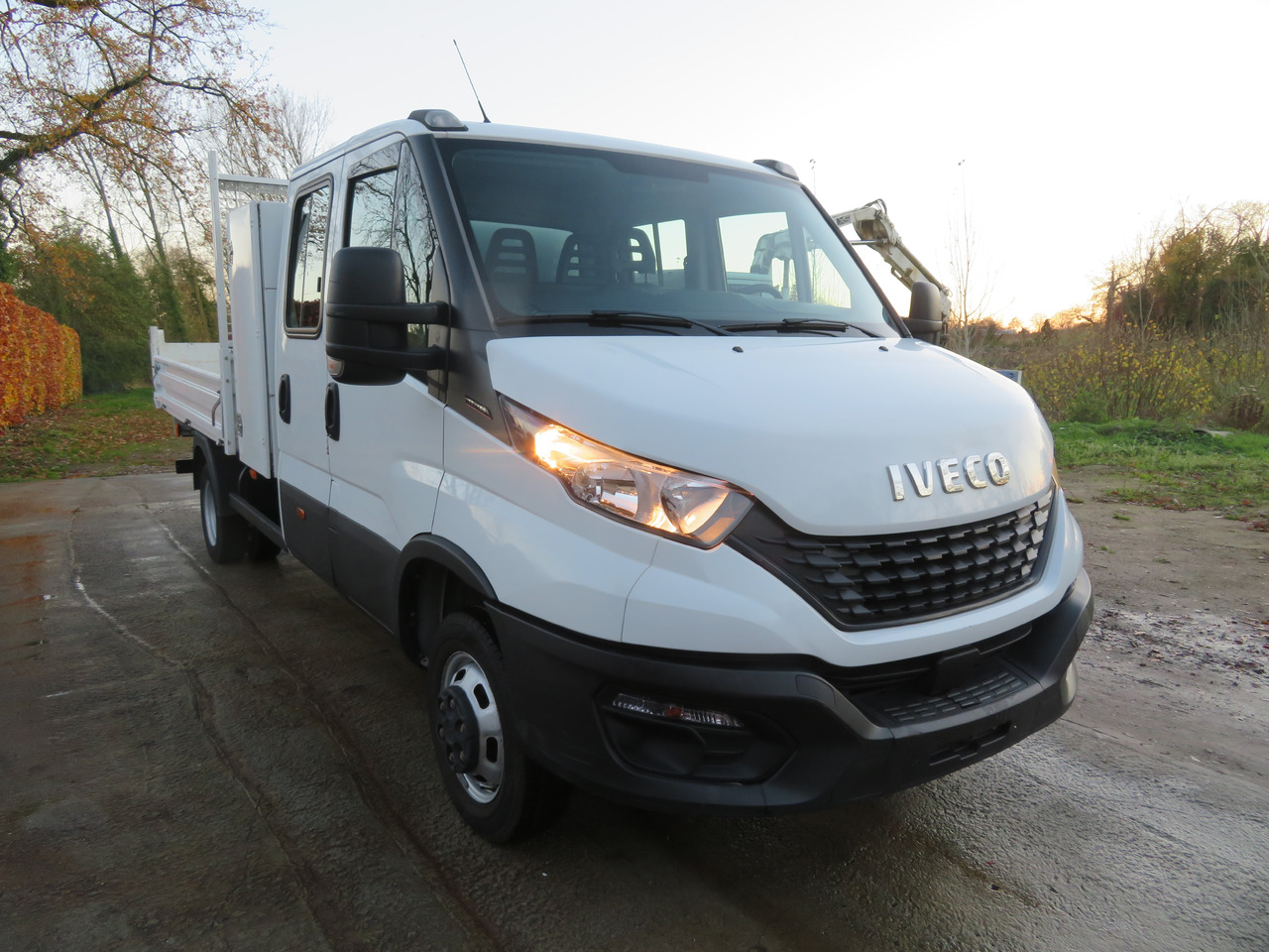 Iveco Daily 35C16 3.0 - Малотоннажний самоскид, Вантажопасажирський фургон: фото 1 Iveco Daily 35C16 3.0 - Малотоннажний самоскид, Вантажопасажирський фургон: фото 1