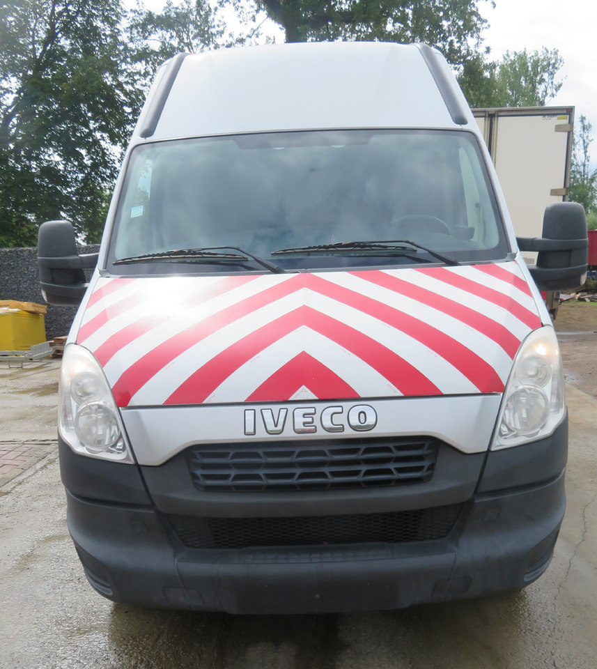 Iveco Daily 50C15 - Суцільнометалевий фургон: фото 3 Iveco Daily 50C15 - Суцільнометалевий фургон: фото 3