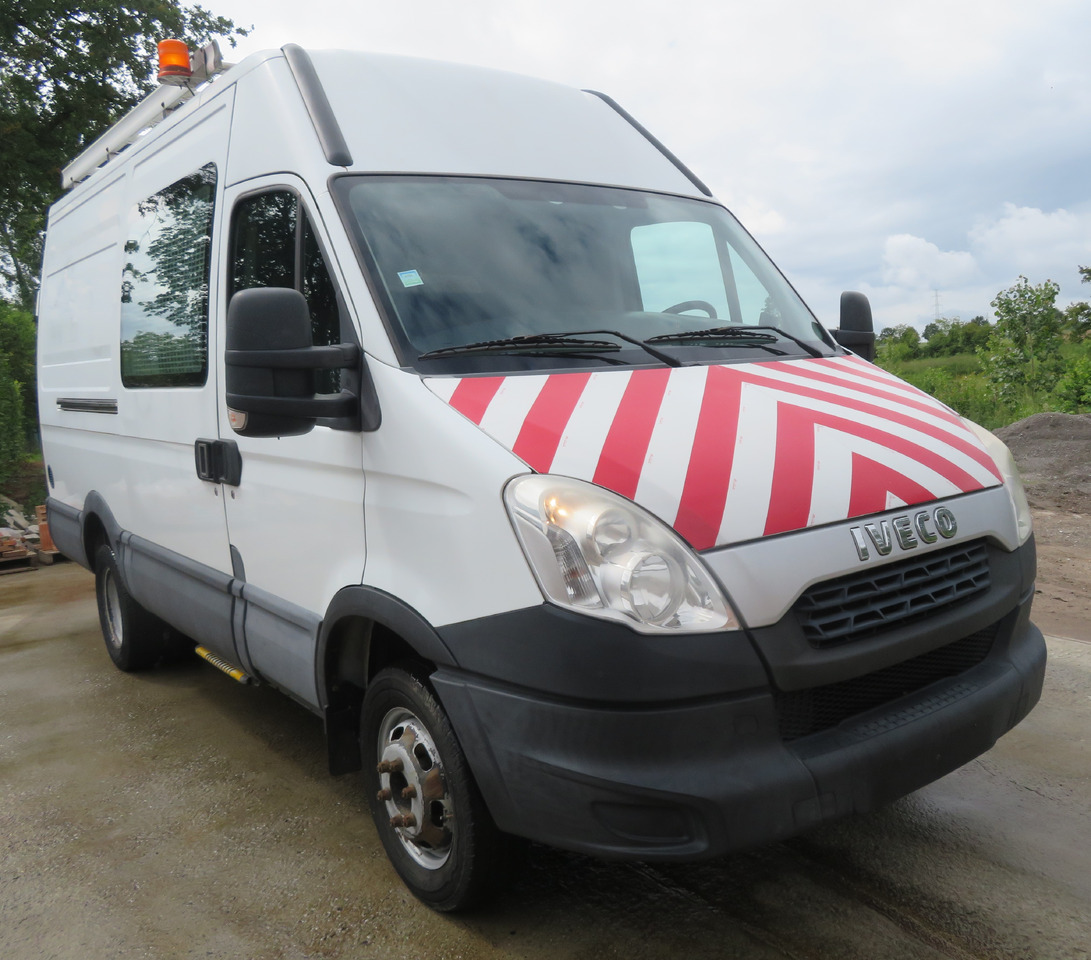 Iveco Daily 50C15 - Суцільнометалевий фургон: фото 2 Iveco Daily 50C15 - Суцільнометалевий фургон: фото 2