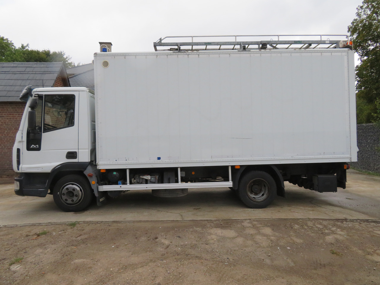 Iveco Eurocargo ML90E18 Bakwagen - Вантажівка з закритим кузовом: фото 4 Iveco Eurocargo ML90E18 Bakwagen - Вантажівка з закритим кузовом: фото 4