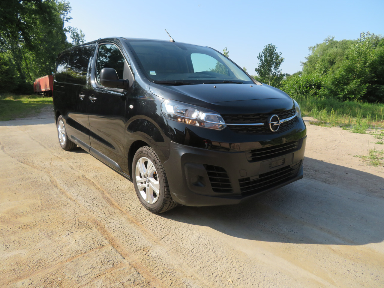OPEL Vivaro 2.0 Turbo - L2H1 - Легковий фургон: фото 1 OPEL Vivaro 2.0 Turbo - L2H1 - Легковий фургон: фото 1