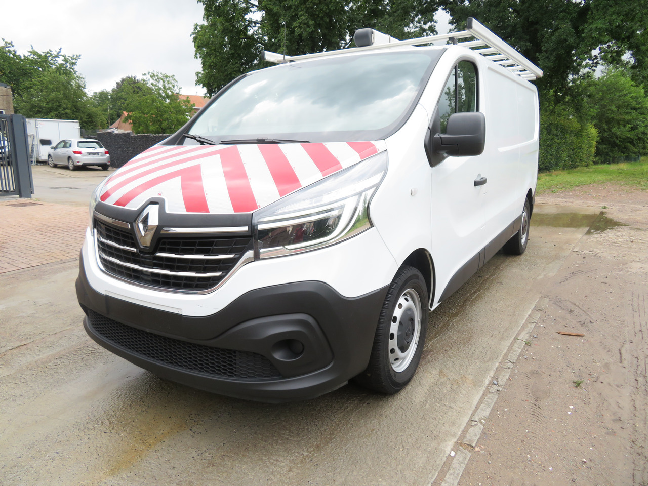 RENAULT Trafic 2.0dCi - L2H1 - Легковий фургон: фото 3 RENAULT Trafic 2.0dCi - L2H1 - Легковий фургон: фото 3