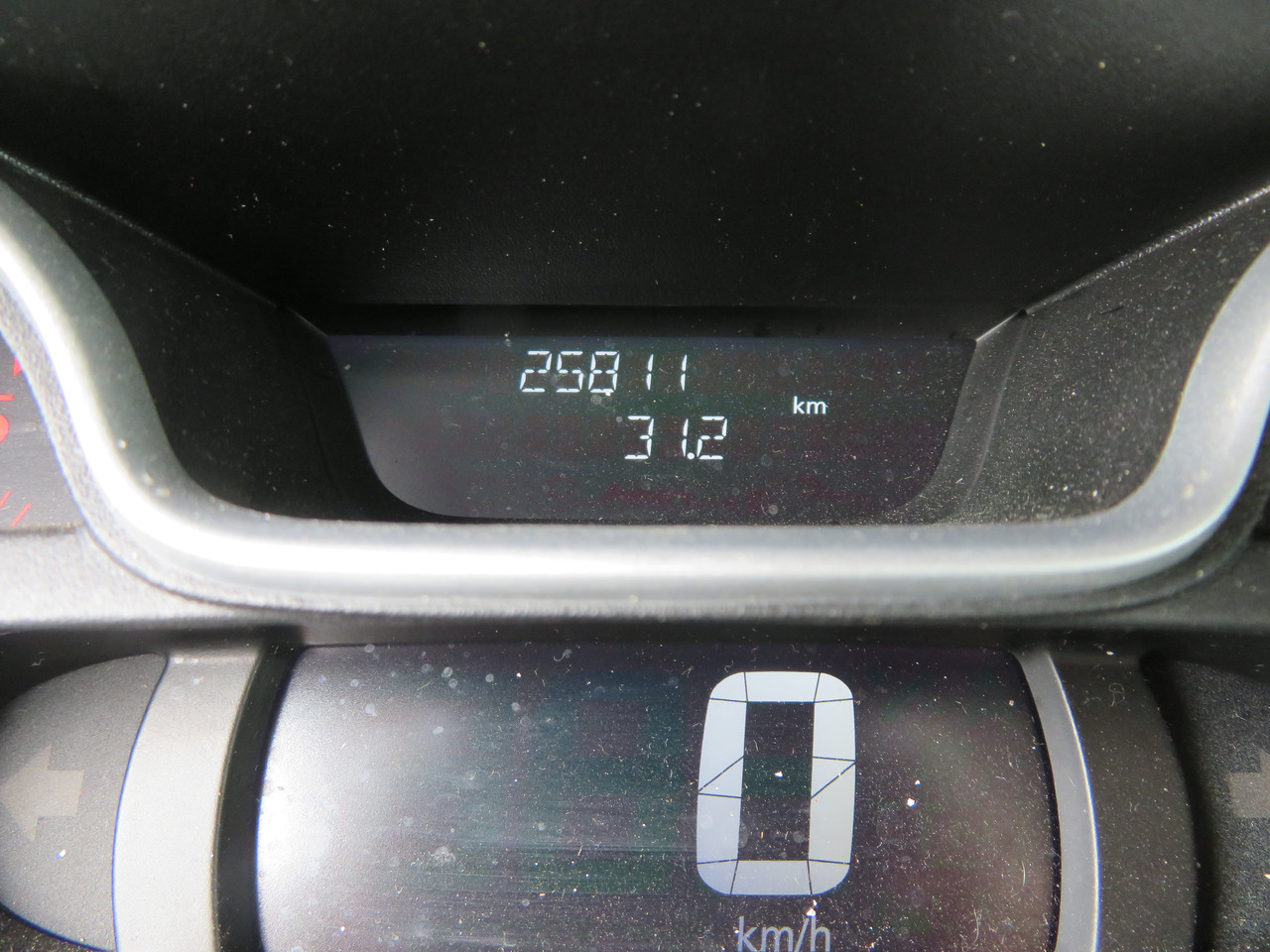 Легковий фургон RENAULT Trafic 2.0dCi - L2H1: фото 17