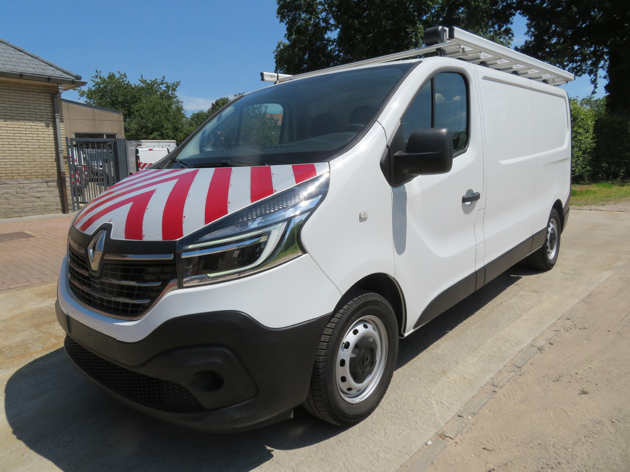 RENAULT Trafic 2.0dCi - L2H1 - Легковий фургон: фото 3 RENAULT Trafic 2.0dCi - L2H1 - Легковий фургон: фото 3