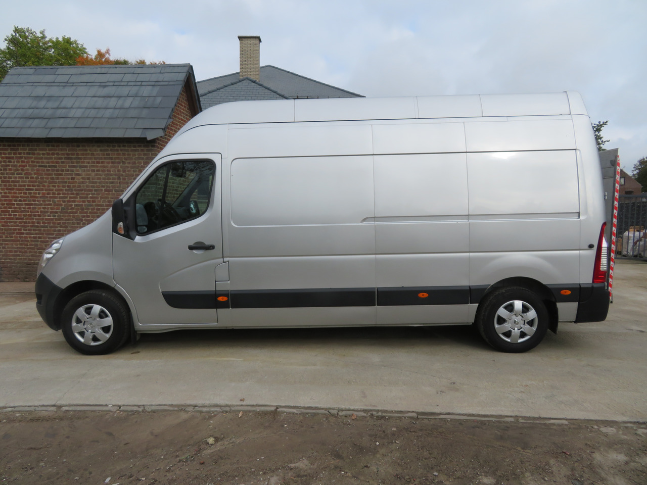 Renault Master 2.3dCi Grand Confort - L3H3 - Суцільнометалевий фургон: фото 4 Renault Master 2.3dCi Grand Confort - L3H3 - Суцільнометалевий фургон: фото 4