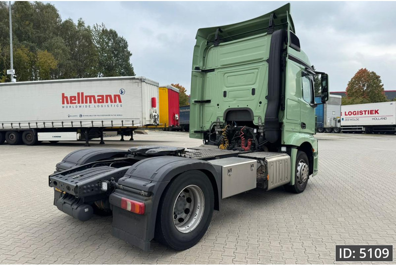 Mercedes-Benz Actros 1836 StreamSpace, Euro 6 - Тягач: фото 3 Mercedes-Benz Actros 1836 StreamSpace, Euro 6 - Тягач: фото 3