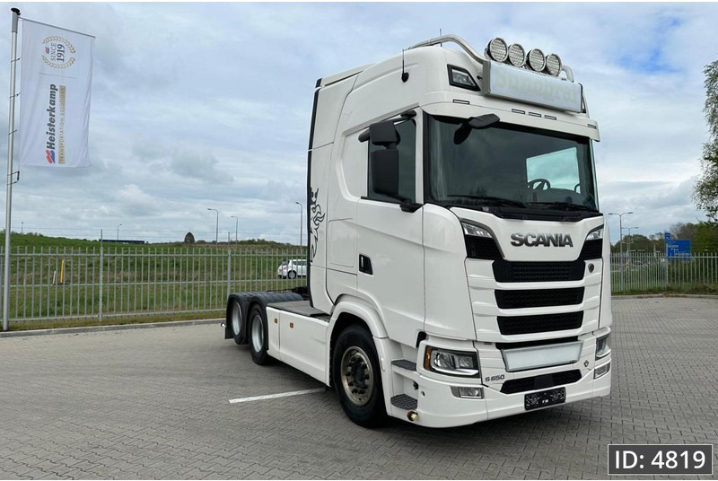 Scania S650 Topline, Euro 6, 6x2 / Retarder / Standklima / PTO / Leather / Sliding 5th wheel, Intarder - Тягач: фото 2 Scania S650 Topline, Euro 6, 6x2 / Retarder / Standklima / PTO / Leather / Sliding 5th wheel, Intarder - Тягач: фото 2