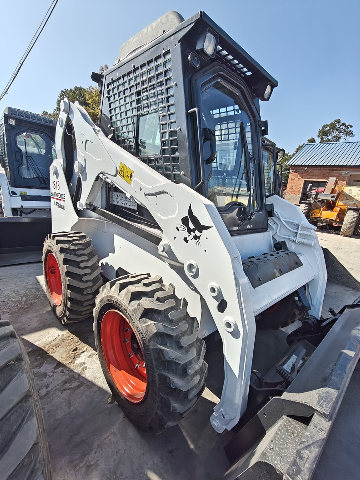 BOBCAT S18 Skid Steer Loader Click for Disconunt - Міні-навантажувач: фото 2 BOBCAT S18 Skid Steer Loader Click for Disconunt - Міні-навантажувач: фото 2