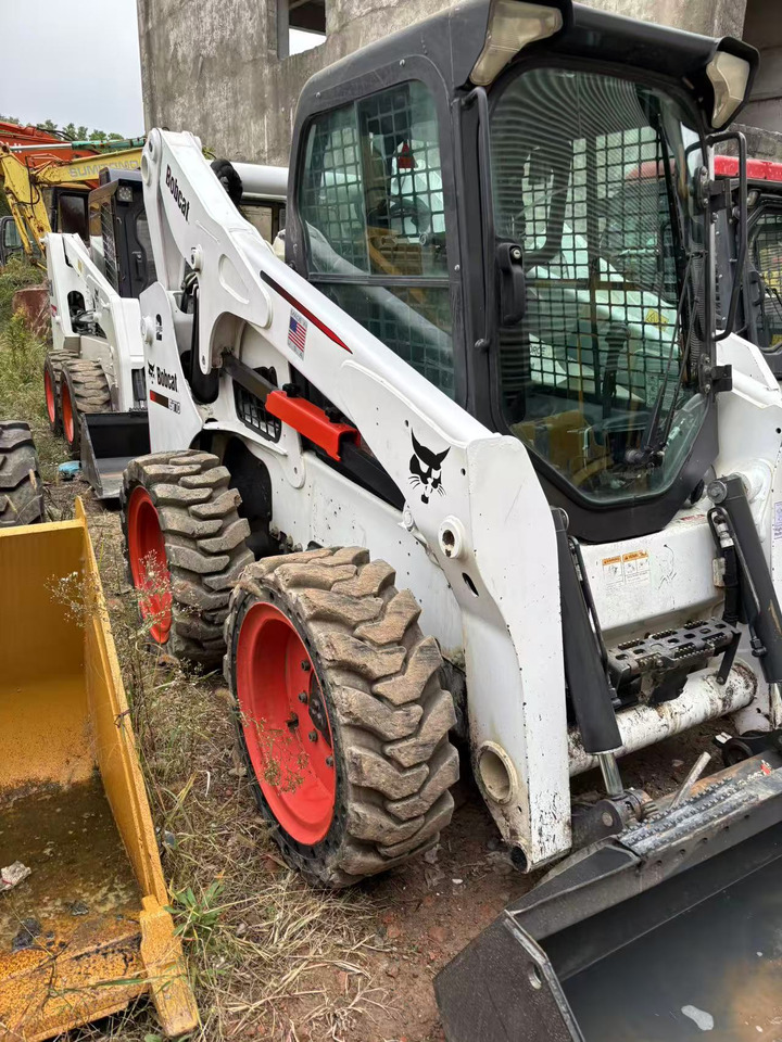 BOBCAT S770 Skid Steer Loader Click for Discount - Міні-навантажувач: фото 1 BOBCAT S770 Skid Steer Loader Click for Discount - Міні-навантажувач: фото 1